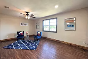 513 Rockhill Rd, Aubrey, TX 76227 - Photo 5