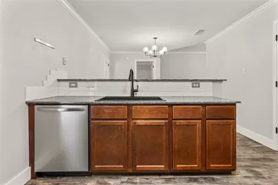 2040 Comal Street, Waco, TX 76708 - Photo 13