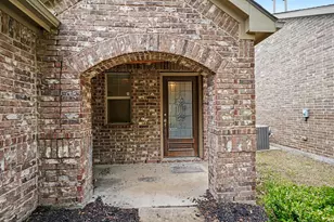 2833 Houston Wood Dr, Fort Worth, TX 76244 - Photo 3