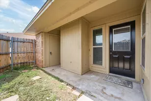 2319 Indigo Ln, Arlington, TX 76015 - Photo 27