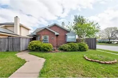 201 Teakwood Lane, Lewisville, TX 75067 - Photo 11