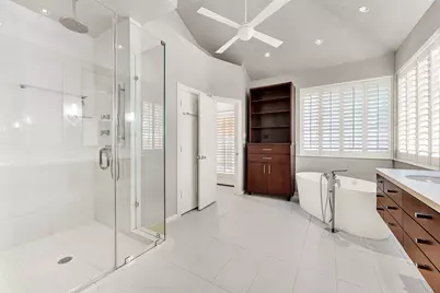2513 Parkhurst Court, Plano, TX 75093 - Photo 9