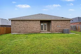 335 Quail Crossing Dr, Sanger, TX 76266 - Photo 27