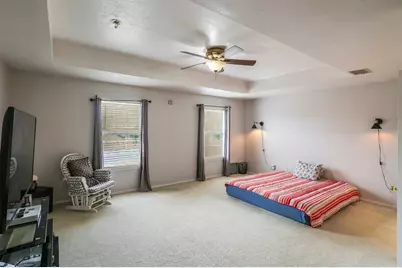 2812 N Hampton Drive, Grand Prairie, TX 75052 - Photo 13