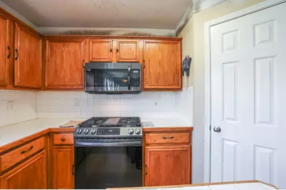 2812 N Hampton Drive, Grand Prairie, TX 75052 - Photo 7