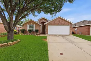 8500 Prairie Fire Dr, Fort Worth, TX 76131 - Photo 3
