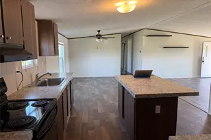 199 Heien Ct, Boyd, TX 76023 - Photo 5