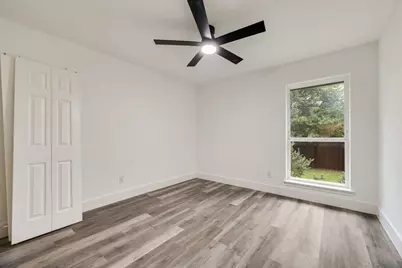 2100 Antibes Drive, Carrollton, TX 75006 - Photo 19