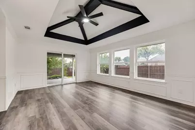 2100 Antibes Drive, Carrollton, TX 75006 - Photo 5