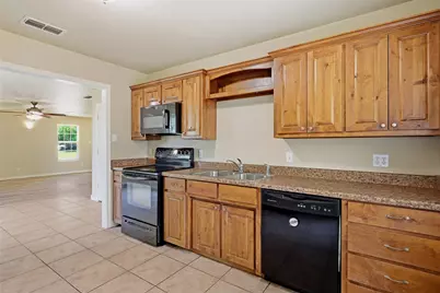 323 Texas Street, Pottsboro, TX 75076 - Photo 7