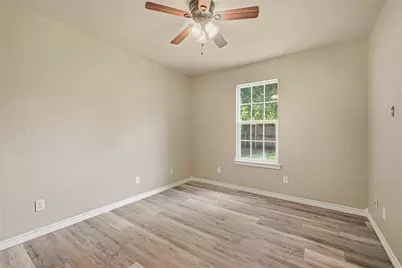 323 Texas Street, Pottsboro, TX 75076 - Photo 11