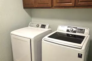 7120 Field View Ln, Dallas, TX 75249 - Photo 13