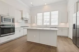 4666 New Water Ln, Dallas, TX 75219 - Photo 11