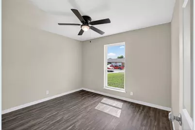 7528 Meadowlark Lane N, Watauga, TX 76148 - Photo 17