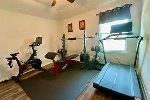 9123 Post Oak Ct, Arlington, TX 76002 - Photo 13