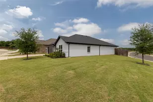 500 Adams Ct, Weatherford, TX 76085 - Photo 3