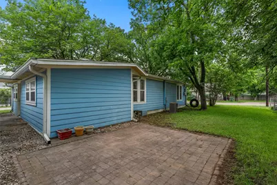 505 W Columbus Street, West, TX 76691 - Photo 21