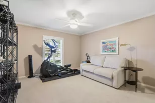 7811 Pencross Ln, Dallas, TX 75248 - Photo 17