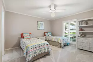 7811 Pencross Ln, Dallas, TX 75248 - Photo 29