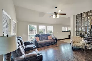 1316 Lacey Oak Dr, Mansfield, TX 76063 - Photo 21