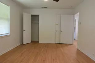 1202 Sunnyside Ave, Cockrell Hill, TX 75211 - Photo 9