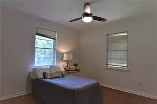 1202 Sunnyside Ave, Cockrell Hill, TX 75211 - Photo 11