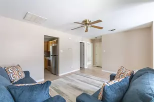 136 Nolan, Tye, TX 79563 - Photo 11