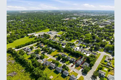 818 N Brents Avenue, Sherman, TX 75090 - Photo 31