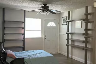 602 W Karnes, Robinson, TX 76706 - Photo 5