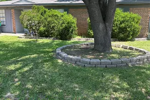 602 W Karnes, Robinson, TX 76706 - Photo 3