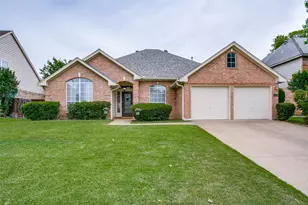5217 Shadow Glen Dr, Grapevine, TX 76051 - Photo 1