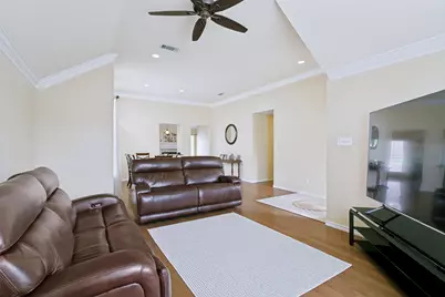 5217 Shadow Glen Drive, Grapevine, TX 76051 - Photo 7