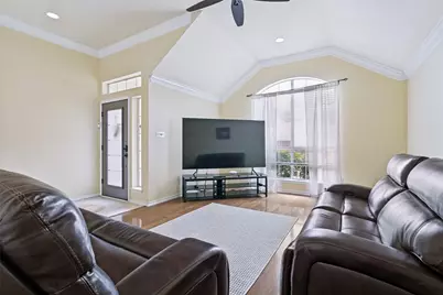 5217 Shadow Glen Drive, Grapevine, TX 76051 - Photo 5