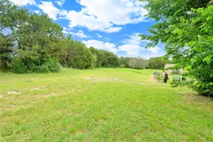 190 Emerald Dr, Weatherford, TX 76087 - Photo 33