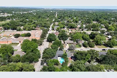 2133 Williams Place, Fort Worth, TX 76111 - Photo 35
