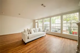 4313 Tomberra Way, Dallas, TX 75220 - Photo 11