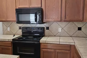 1404 Piedmont Dr, Mansfield, TX 76063 - Photo 9