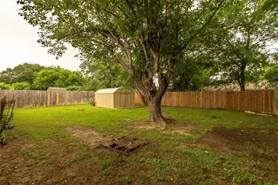 5621 Brent Drive, Haltom City, TX 76148 - Photo 39