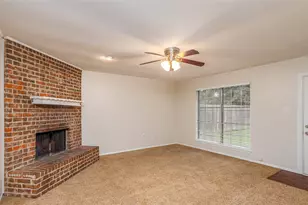 5621 Brent Dr, Haltom City, TX 76148 - Photo 27