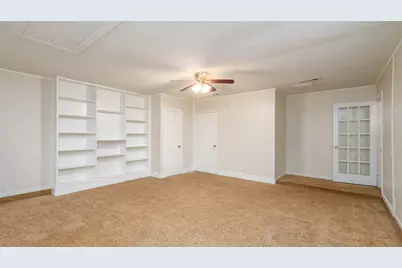 5621 Brent Drive, Haltom City, TX 76148 - Photo 25