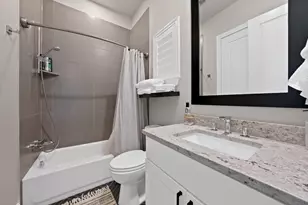 406 Mills St, Fort Worth, TX 76102 - Photo 23