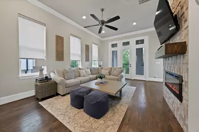 406 Mills Street, Fort Worth, TX 76102 - Photo 19