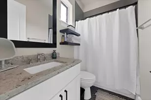 406 Mills St, Fort Worth, TX 76102 - Photo 33