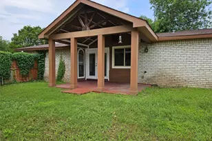 3717 Red Oak Dr, Garland, TX 75043 - Photo 3