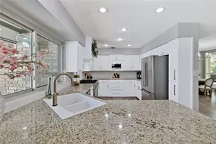 432 Moran Dr, Highland Village, TX 75077 - Photo 9