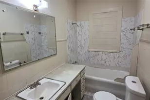 1719 Elizabeth Ave, Wichita Falls, TX 76301 - Photo 5