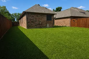 1001 Lochness Ln, Garland, TX 75044 - Photo 19