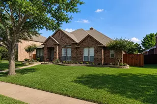 1001 Lochness Ln, Garland, TX 75044 - Photo 3