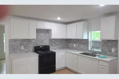 4014 Marshall Drive, Dallas, TX 75210 - Photo 3