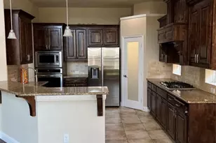 2473 Kingsgate Dr, Little Elm, TX 75068 - Photo 9